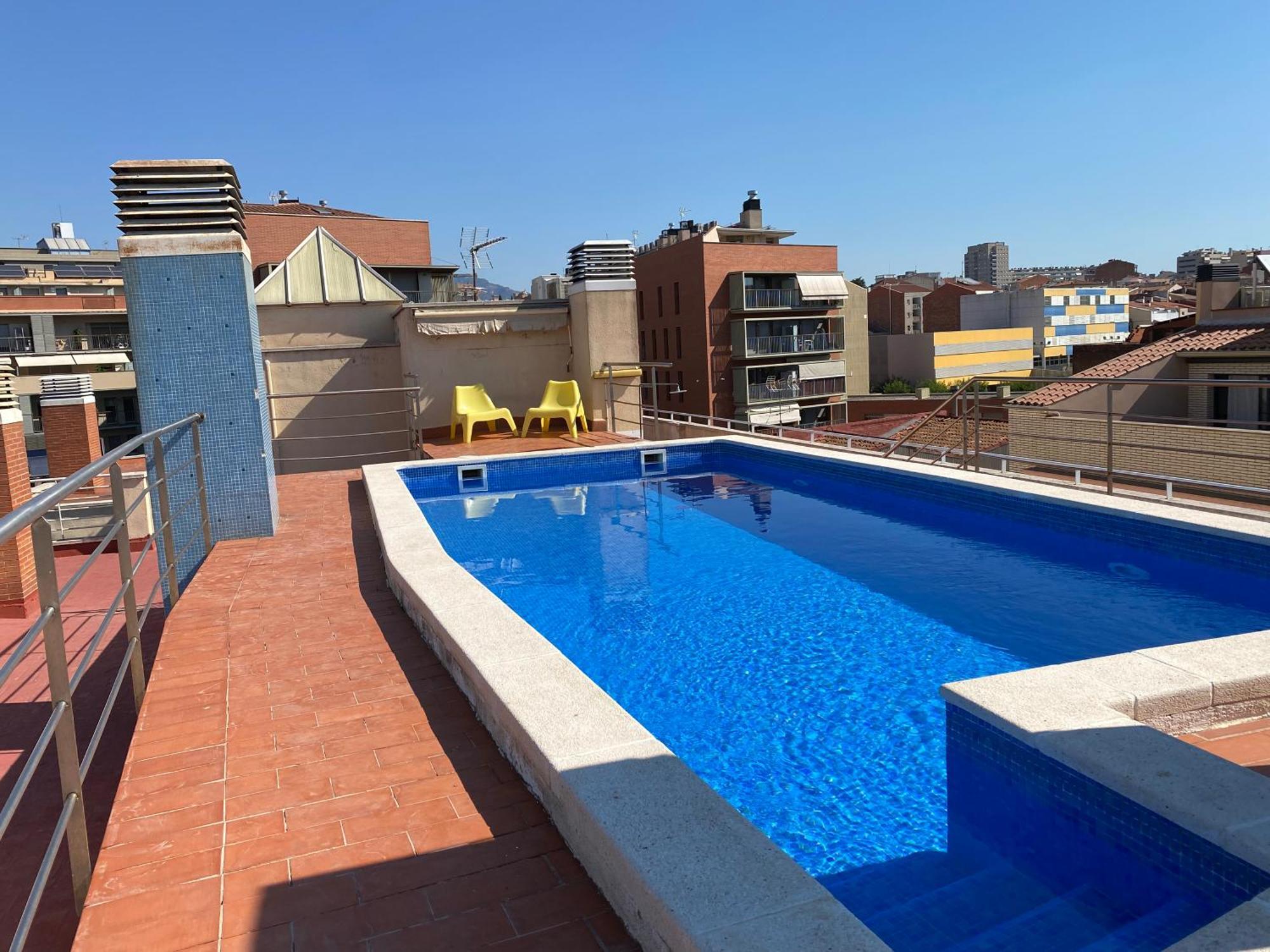 Apartmán Piscina En Centro De Terrassa Exteriér fotografie